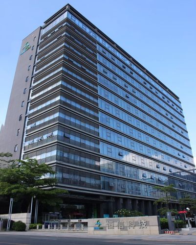 中国国际电视台采访电子烟行业委员会企业_行业新闻_新闻资讯_蒸汽联
